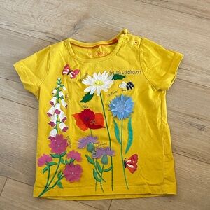 Mini Boden Yellow Short-Sleeve Floral Appliqué Tee